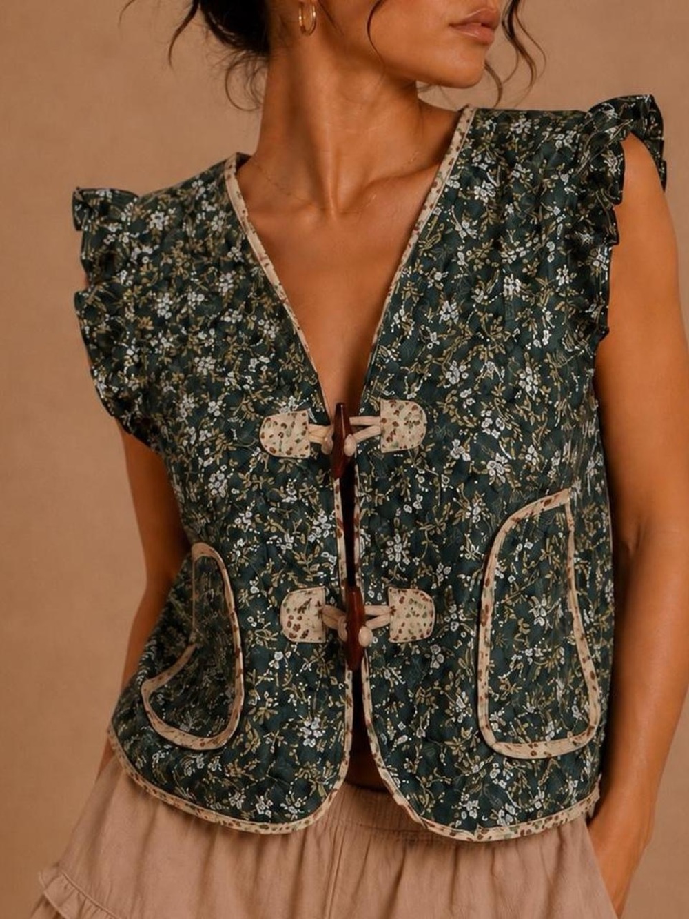 Anthropologie Dolan Floral quilted Vest in Forest Green - Picture 2 of 5
